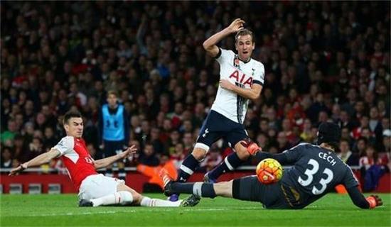 地赛场上 地赛场上